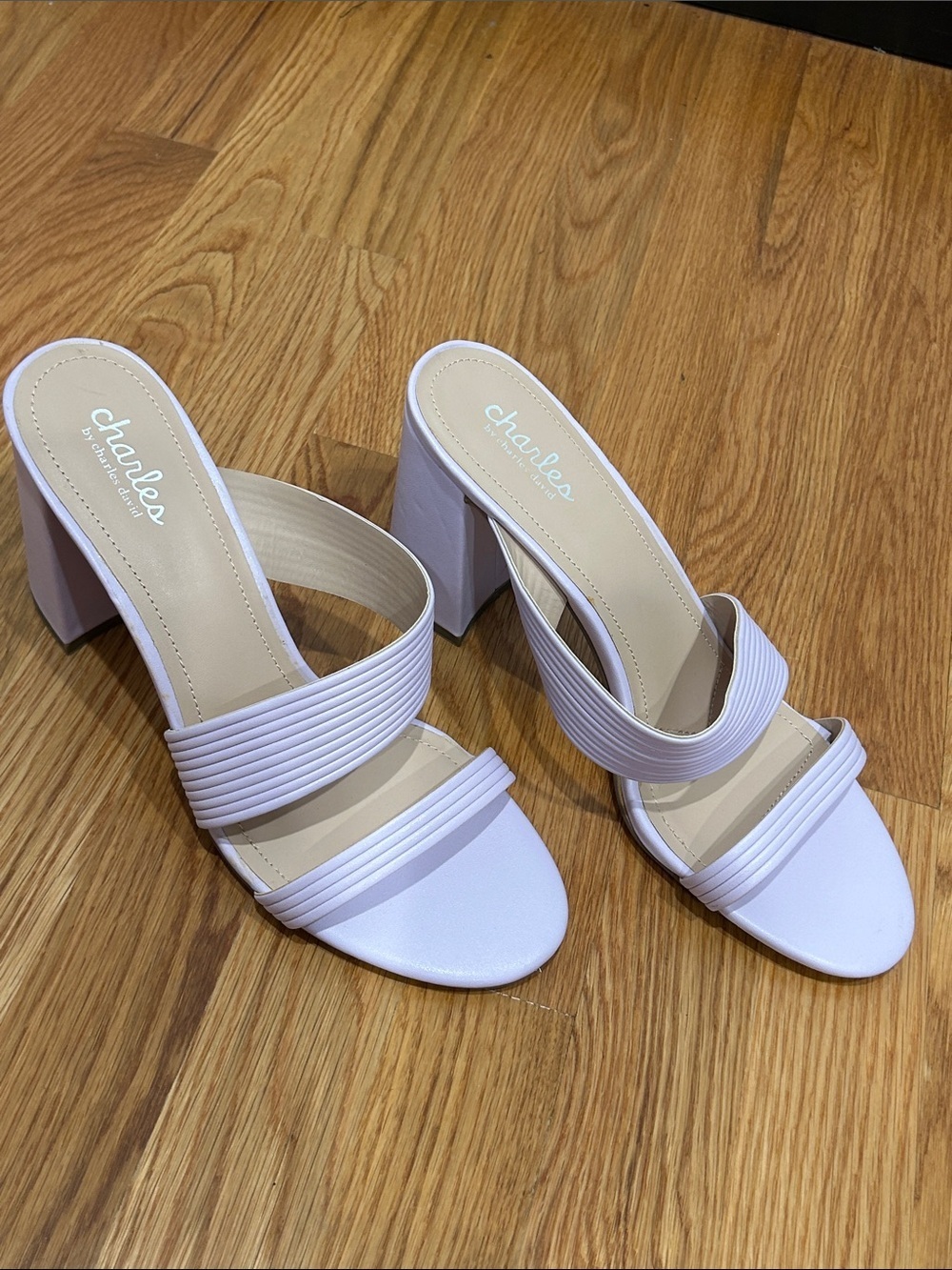 Charles by Charles David women’s size 11 faux leather open toe block heel sandal - Picture 7 of 7